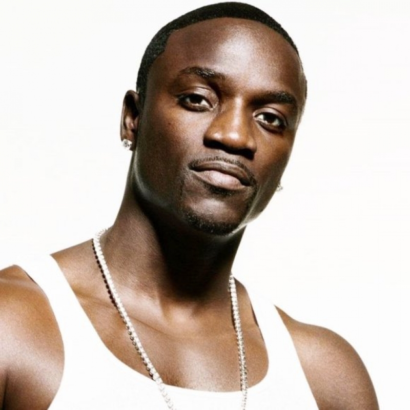Akon Image