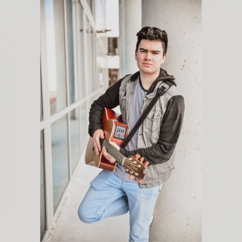 Jose Flores - Attention