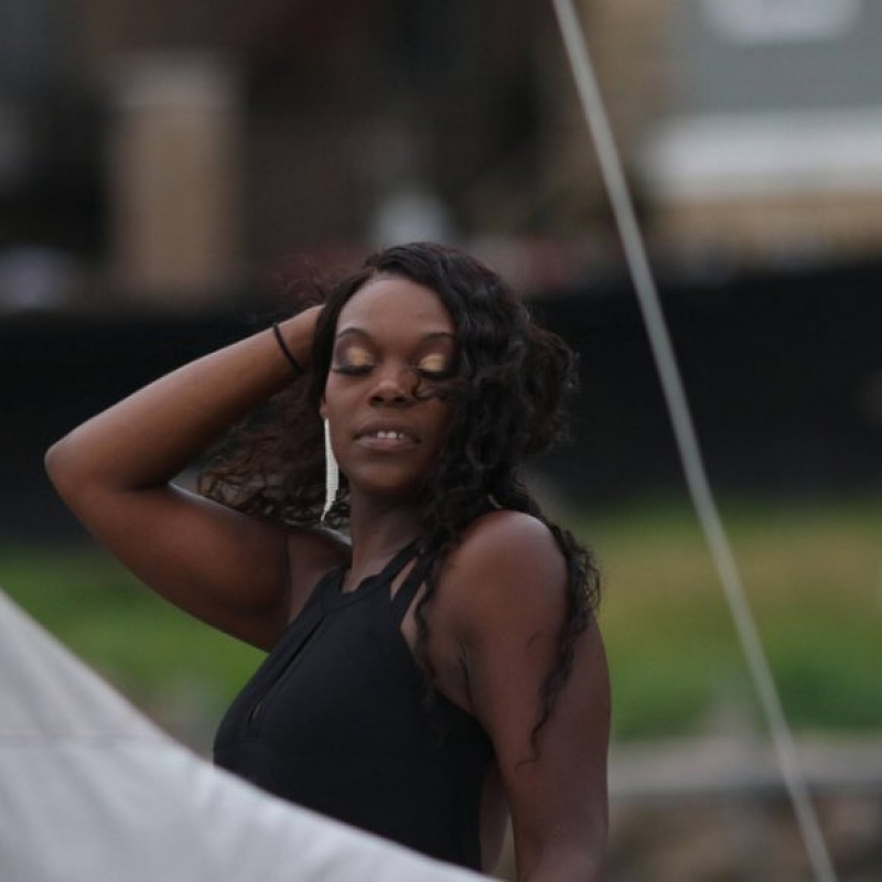 Mz Bailey - Chain Me