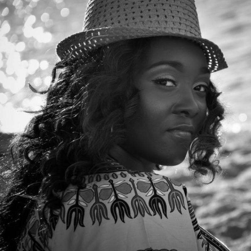 Taria Jaybre - Cry Out Loud